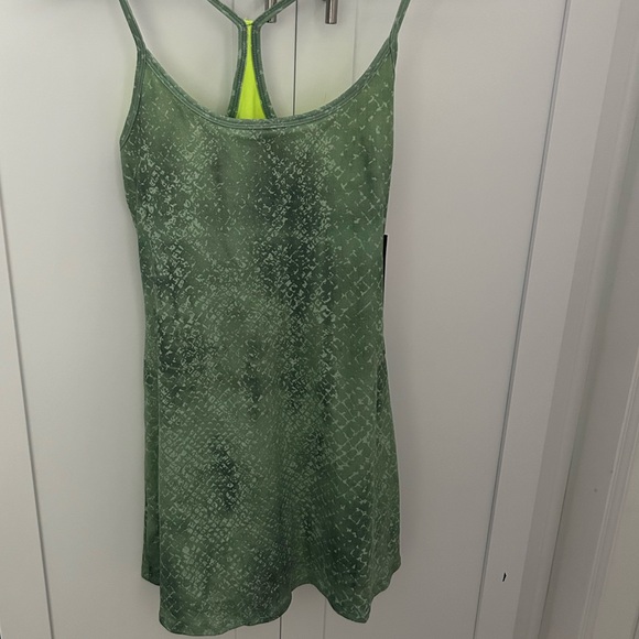Vintage Dresses & Skirts - Nwt! Athletic Dress Green snake print Small
Brand Evcr